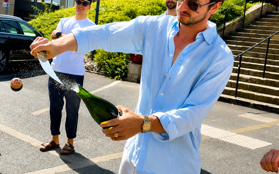 Experience sabrage en champagne avec L'Impériale de Marie Antoinette